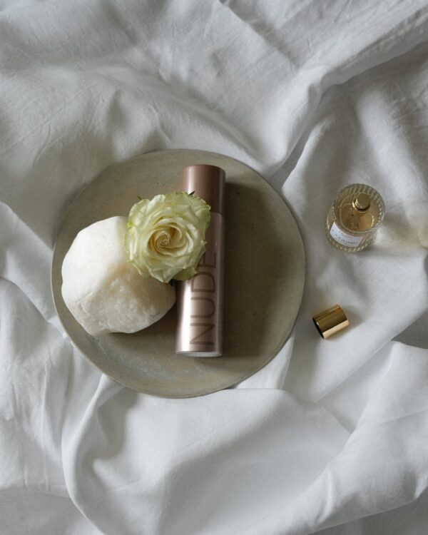 Courage – Floral Fruity duftspray fra Nude Beauty