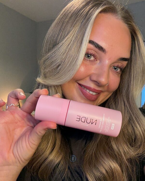 Nude Beauty Hydrating Face Mist – 80 ml reiseklar