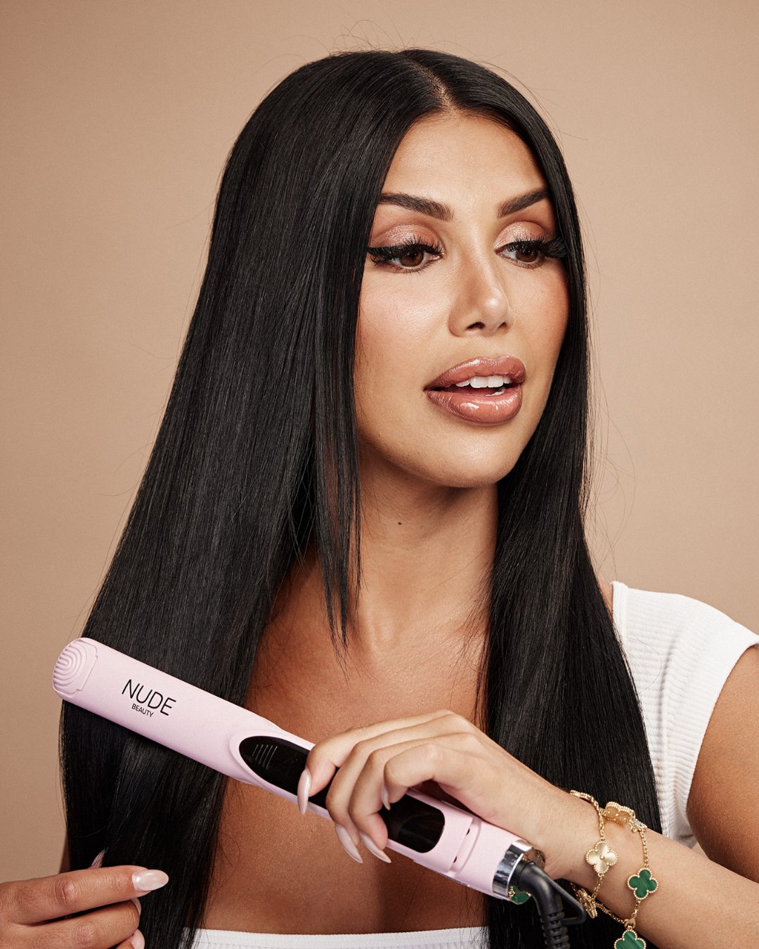 Nude Beauty glattetang – profesjonell hårstyling