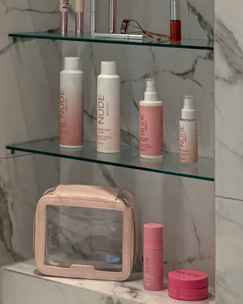 Heat Protection Spray – Nude Beauty før krølltang og glattetang