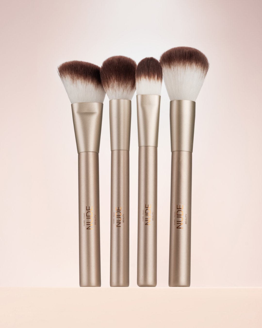 Highlighter Brush – Nude Beauty sminkeverktøy