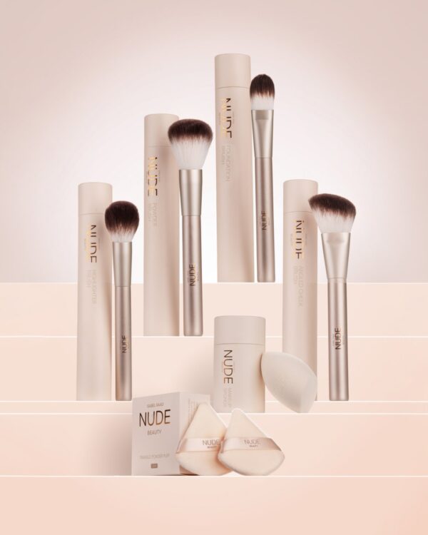 Nude Beauty Highlighter Brush – fluffy og myk