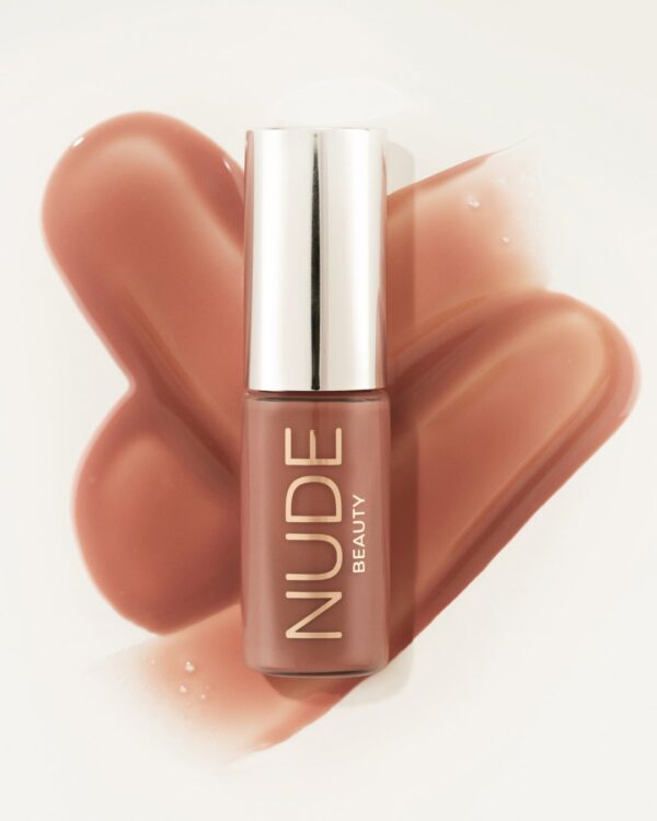 Nude Beauty Lipgloss Chic – rosa nyanse med skinn
