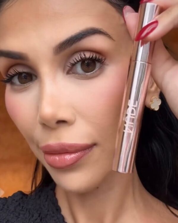 Nude Beauty volummascara – dramatisk vippelook