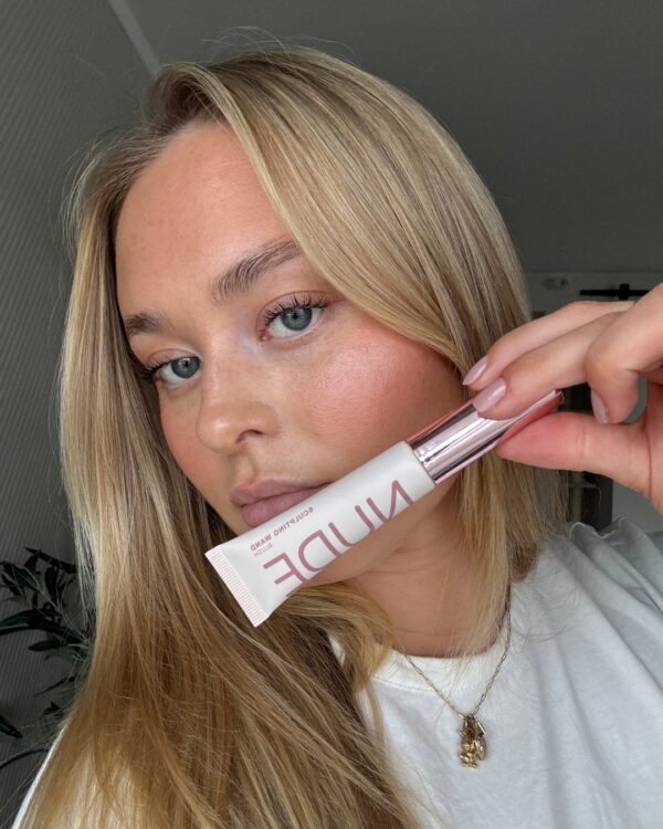 Nude Beauty Sculpting Wand Mauvy – blush i stick