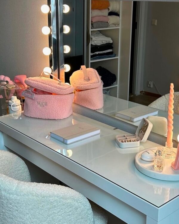 Nude Beauty Toalettmappe Teddy Pink – oppbevaring i rosa