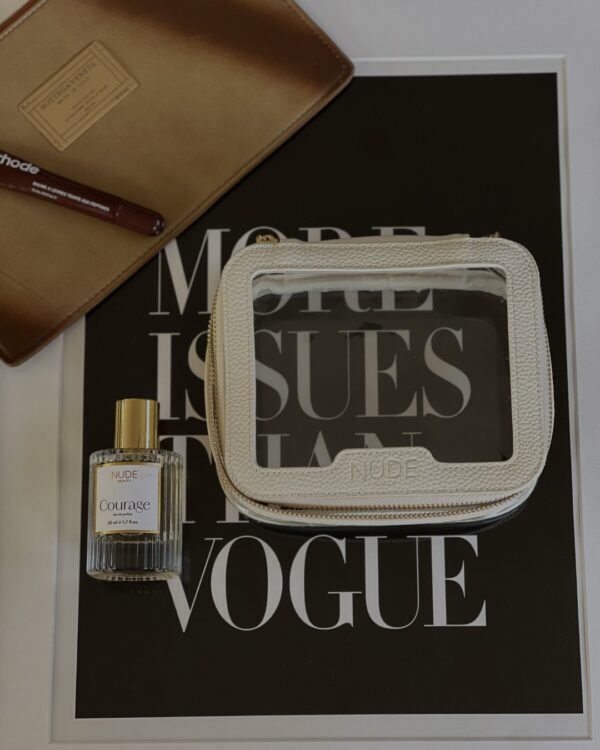 Nude Beauty Travel Bag Beige Medium – gjennomsiktig toalettmappe