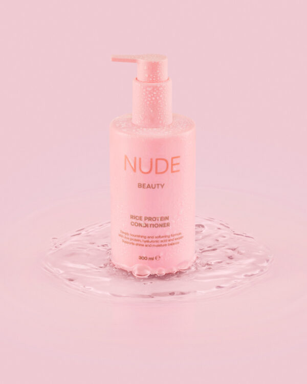 nude bauty rice water conditioner miljøbilde