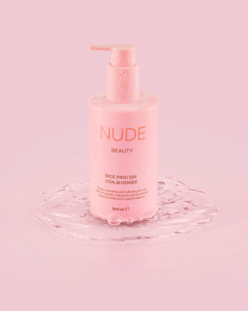 nude bauty rice water conditioner miljøbilde