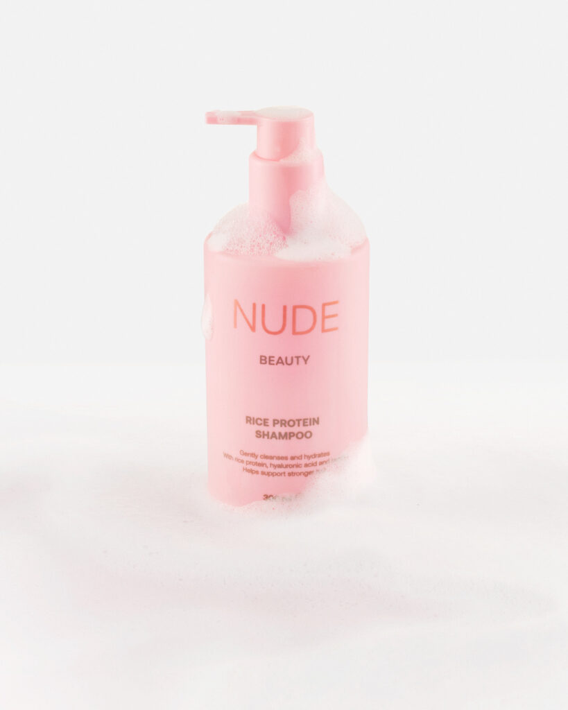 nude bauty rice water shampoo miljøbilde